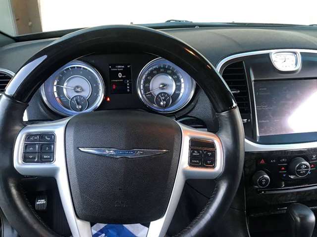 Chrysler 300 2014 photo 6